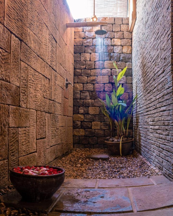 The Hotel By The Red Canal Mandalay Exterior photo
